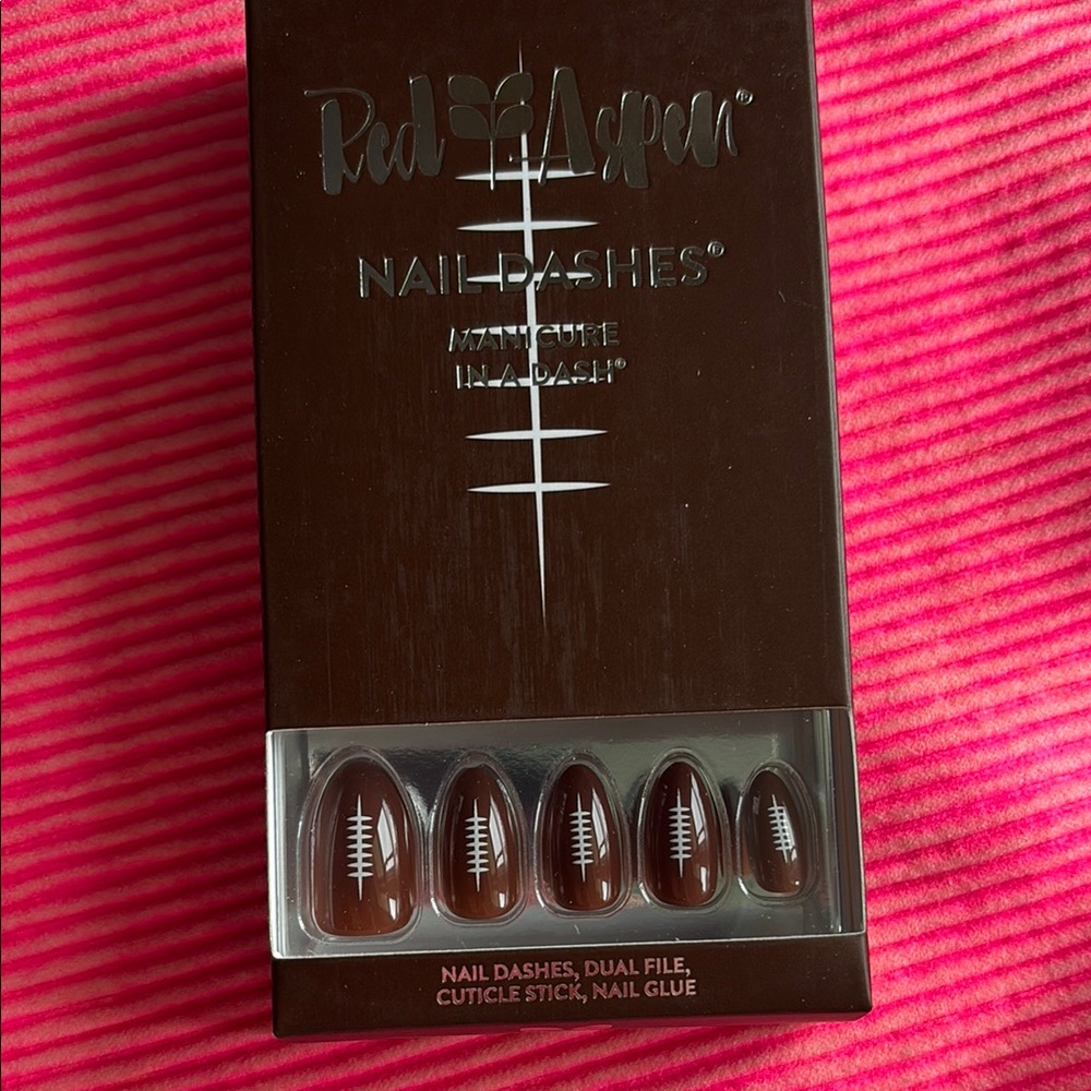 Red Aspen Nail Dashes - Davinas touchdown dance
